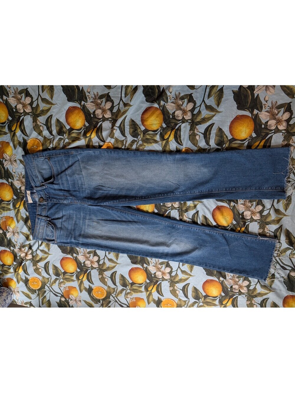 Women's Unpublished Light Wash Denim Jeans – Classic Casual Everyday Jeans